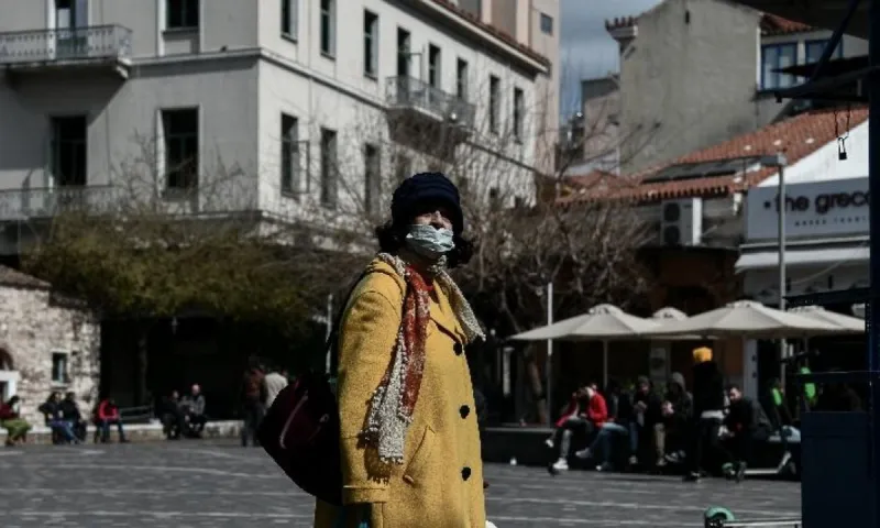 Κορονοϊός: Η λίστα με τα ανοιχτά και τα κλειστά καταστήματα (vid)