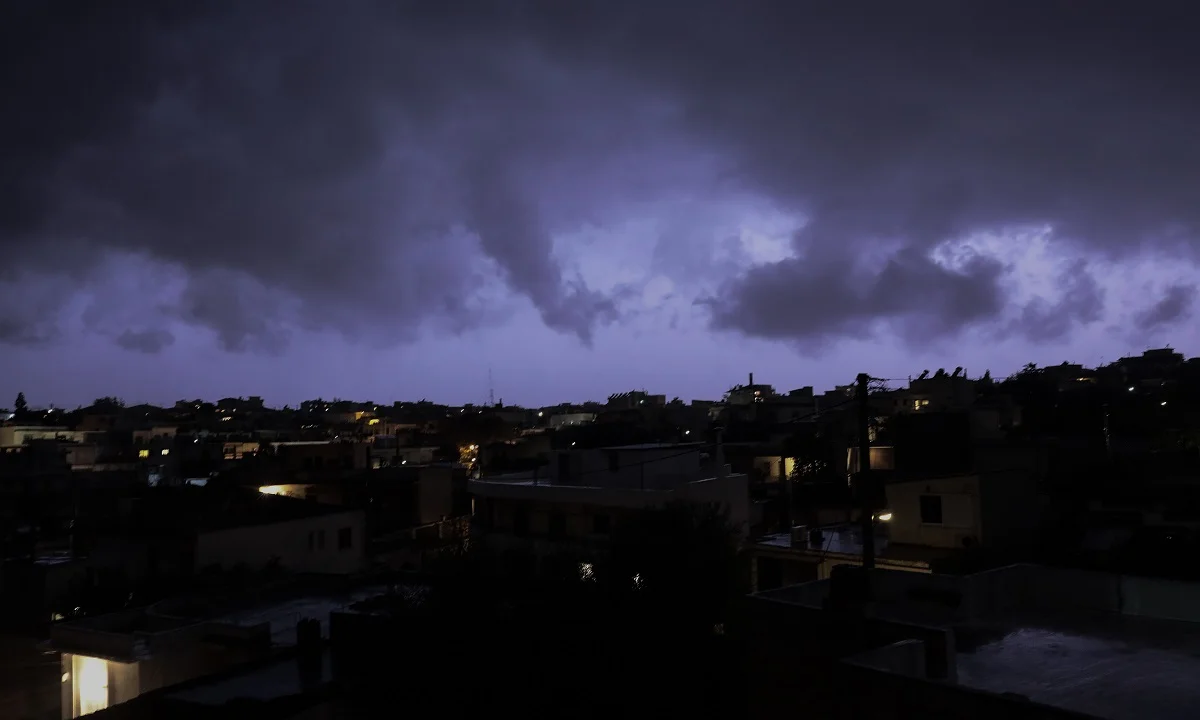 Καιρός 18/3: Μικρή άνοδος της θερμοκρασίας με τοπικές βροχές