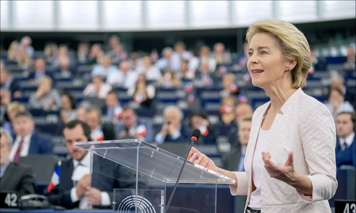Κορονοϊός: «Ελπίζω να έχουμε εμβόλιο στην αγορά πριν το φθινόπωρο», λέει η Φον Ντερ Λάιεν