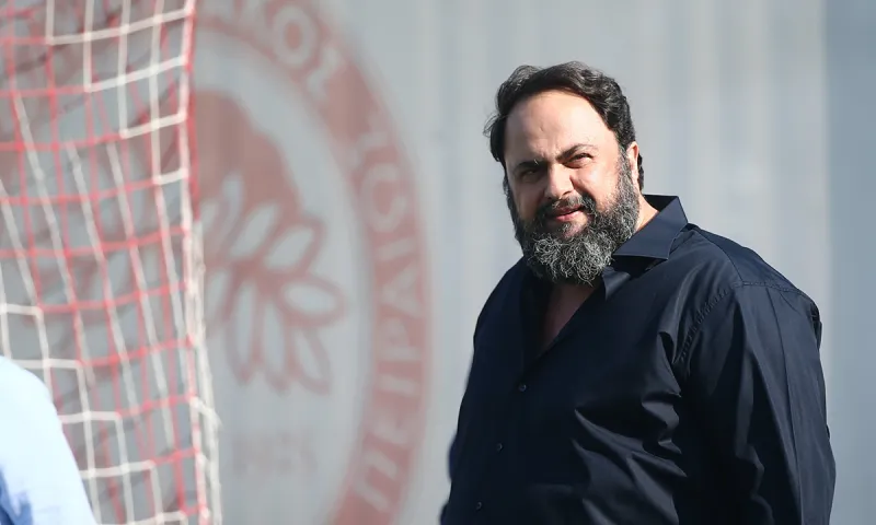 Ολυμπιακός: Άμεση αντίδραση, διαψεύδει για Τρουά