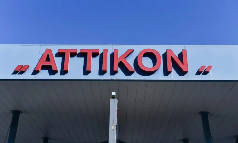 Γυναίκα θετική στον κορονοϊό γέννησε στο Αττικόν (vid)