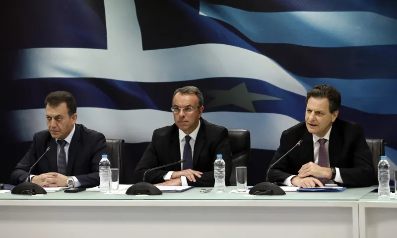Κορονοϊός - Επίδομα: Πώς θα δοθούν τα 800 ευρώ στους εργαζομένους - Ποιοι τα δικαιούνται (vid)