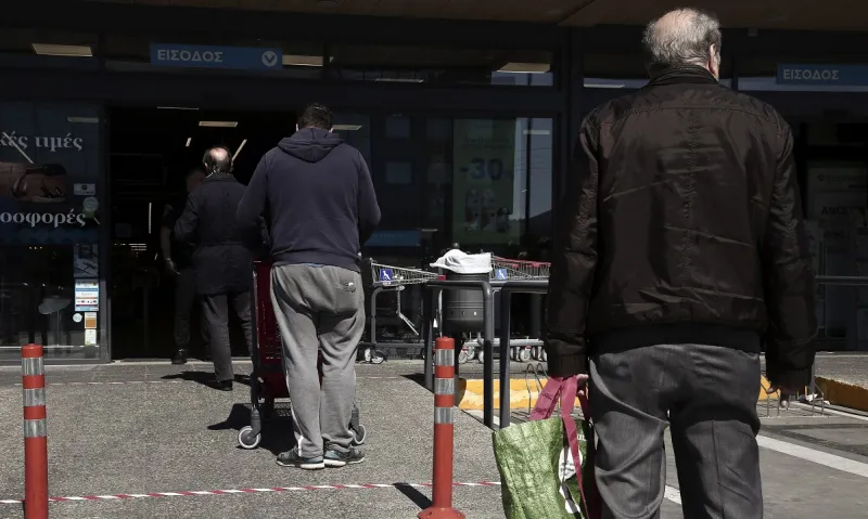 Επικές συμβουλές από γιατρό: «Ο κορονοϊός δεν προκαλεί διάρροια, άσε χαρτί υγείας και για τους άλλους!»