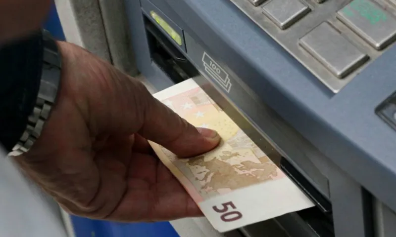 Δώρο Πάσχα: Αυτή η πιο πιθανή ημερομηνία καταβολής του (vids)