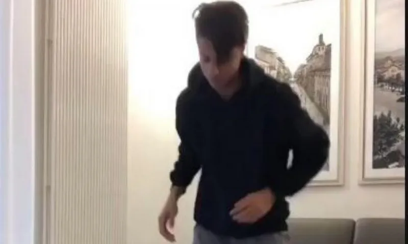 Paper toilet challenge: «Απονομή» στον κορυφαίο όλων! (vid)