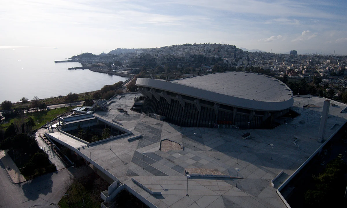 Κορονοϊός: Τρομερό, πλήθος κόσμου στο ΣΕΦ!