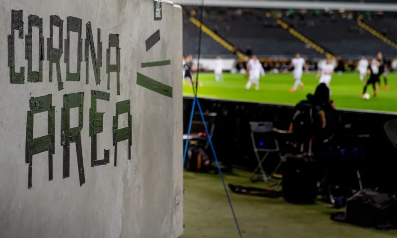 UEFA: Σκέψεις να τελειώσει η σεζόν στις 31 Αυγούστου!