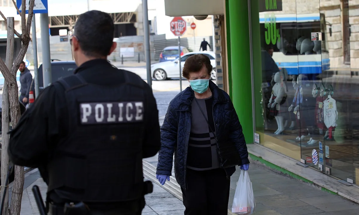 Κορονοϊός - Θεσσαλονίκη: Έπεσε πρόστιμο γιατί δεν είχε ταυτότητα! (vid)