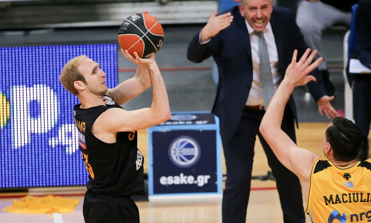 Φράνκαμπ: ΑΕΚ και Προμηθέας τον διεκδικούν