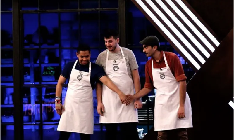 MasterChef 4 spoiler διαρροή 26/3: Αποκαλύφθηκε η τελική εξάδα -Πότε θα γίνει ο τελικός (vids)