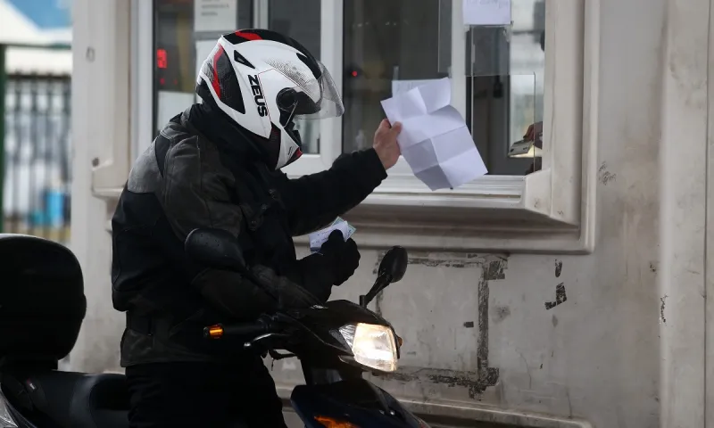 Απαγόρευση κυκλοφορίας: Το απίθανο ποσό που θα διατεθεί στην υγεία από τις παραβάσεις!