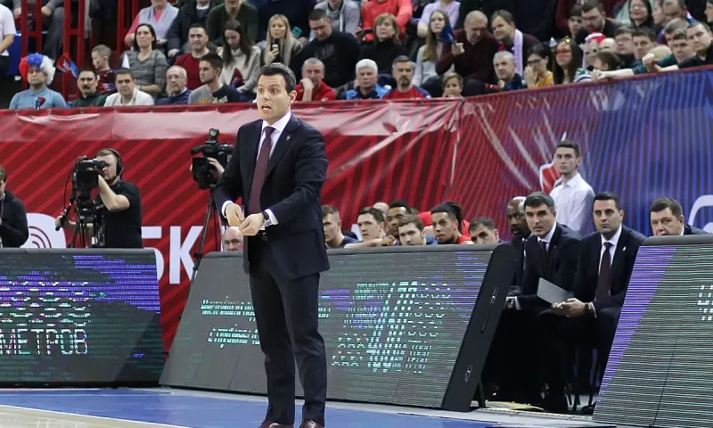 Έρζαβεκ: «Είμαστε σε επικοινωνία με τον Ιτούδη, δεν είναι προτεραιότητα το μπάσκετ»