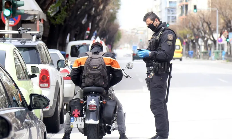 Απαγόρευση κυκλοφορίας: Πάνω από 1.000 πρόστιμα την ημέρα!
