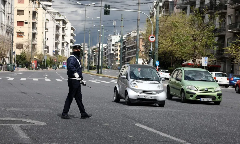 Απαγόρευση κυκλοφορίας: 497 παραβάσεις για άσκοπες μετακινήσεις μέχρι τις 15:00