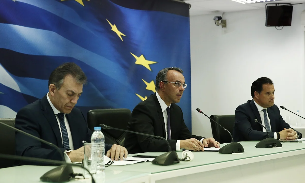 Kορoνοϊός - Μέτρα: Στήριξη σε 1,7 εκατ. μισθωτούς, 800.000 επιχειρήσεις και 700.000 ελεύθερους επαγγελματίες (vids)