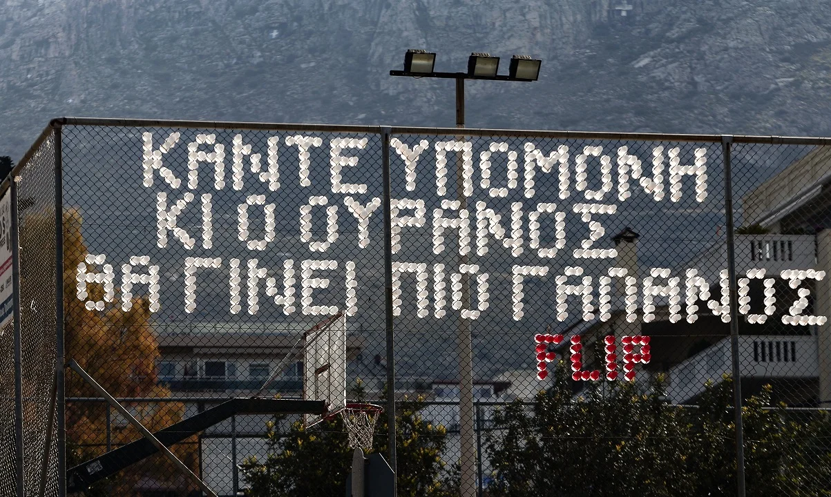 Η καραντίνα τον έφερε στα όριά του: «Αν δεν έβγαινα θα σκότωνα τη γυναίκα μου»!
