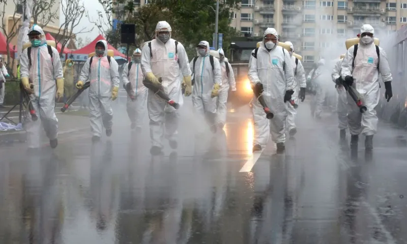 Κορονοϊός - ΗΠΑ: Ξεφεύγει η κατάσταση - Πάνω από 155.000 τα κρούσματα (vid)