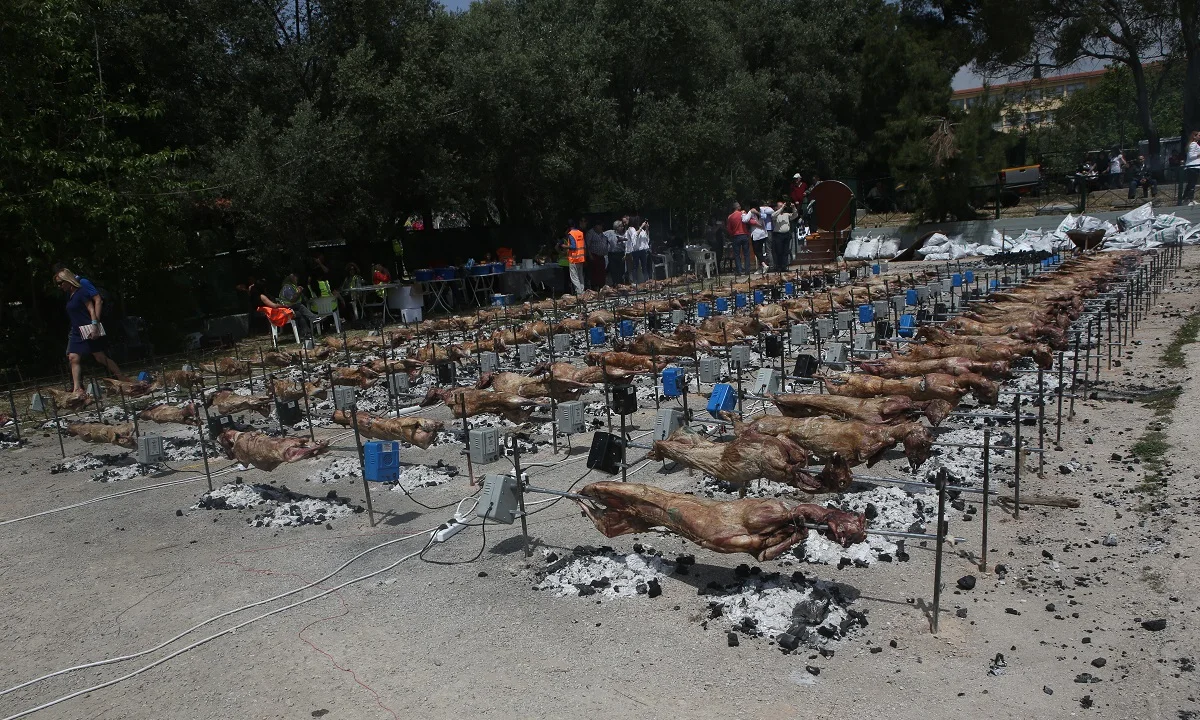 Πάσχα: Οριστική η απόφαση της κυβέρνησης, δεν σουβλίζουμε αρνί!
