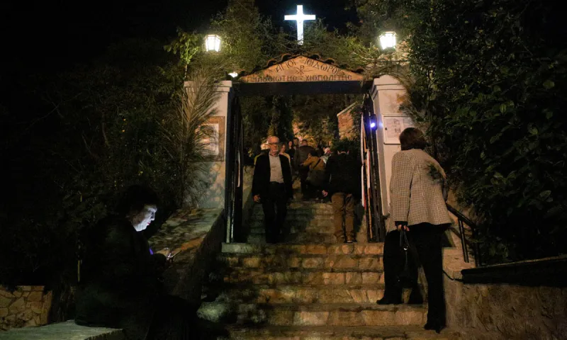 Poll: Μπορεί να εορταστεί το Πάσχα με τις συγκεκριμένες απαγορεύσεις;