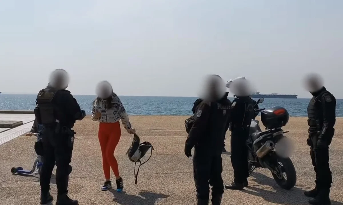 Η Θεσσαλονικιά που τα έβαλε με την Αστυνομία: «Το έκανα για το παιδί μου!» (pic, vids)