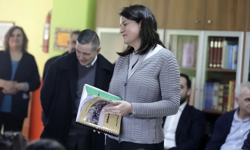 Κεραμέως: «Τα σχολεία μπορεί να μην ανοίξουν στο τέλος Απριλίου» (vid)