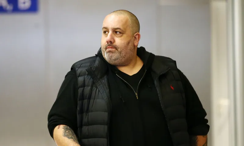 Καραπαπάς: Τα... έχωσε σε δημοσιογράφους - «Πόσο μυαλό κουβαλάτε;»