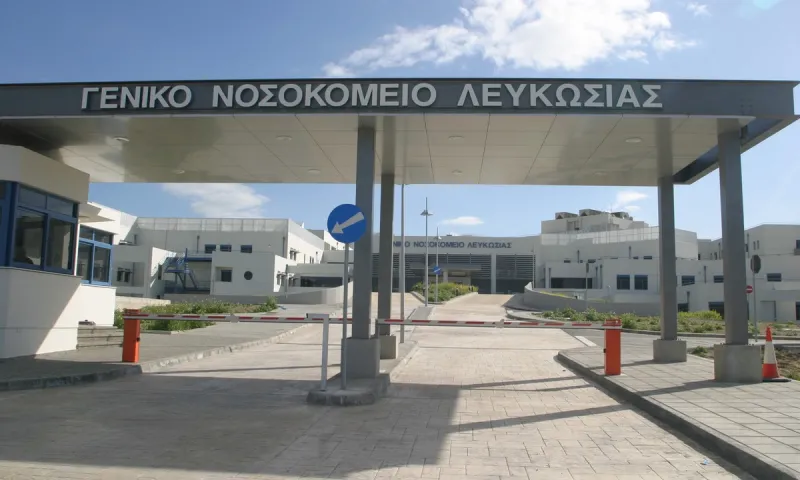 Κύπρος: Ένας νεκρός - 40 νέα κρούσματα (vid)