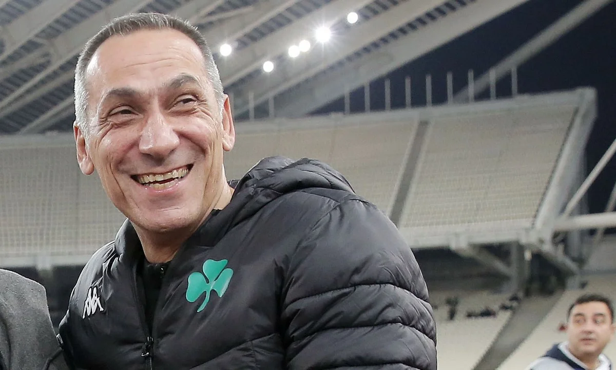 ΕΠΟΣ: Γάτα επισκιάζει τον Δώνη (audio)