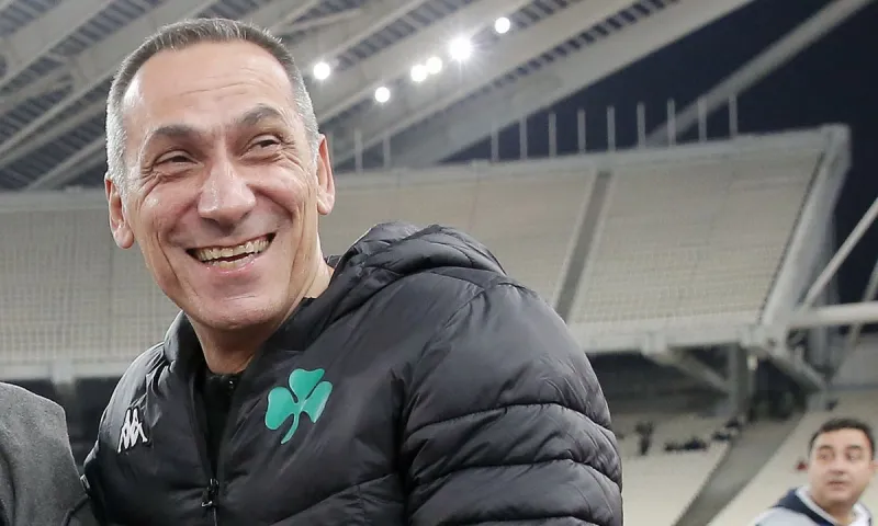 ΕΠΟΣ: Γάτα επισκιάζει τον Δώνη (audio)