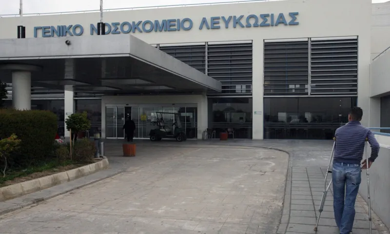 Κύπρος: Ακόμα 30 κρούσματα (vid)