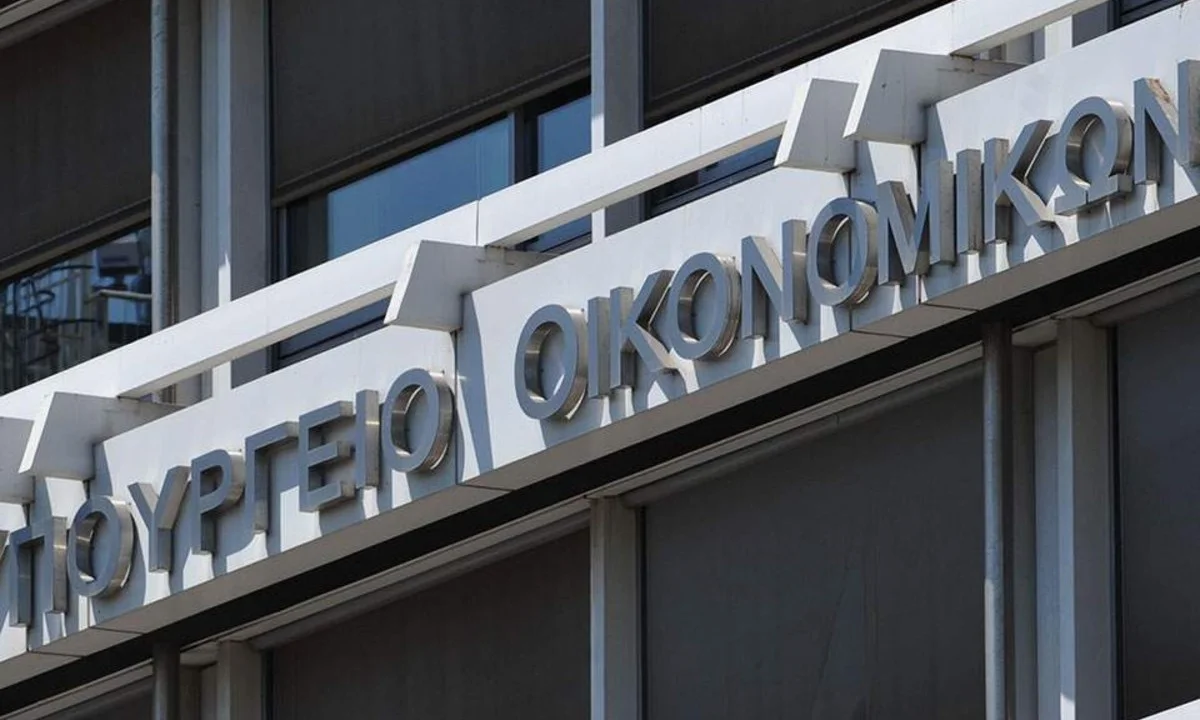 Υπουργείο Οικονομικών: Νέες διορίες για να μη «σκάσουν» επιταγές από πληττόμενους ΚΑΔ