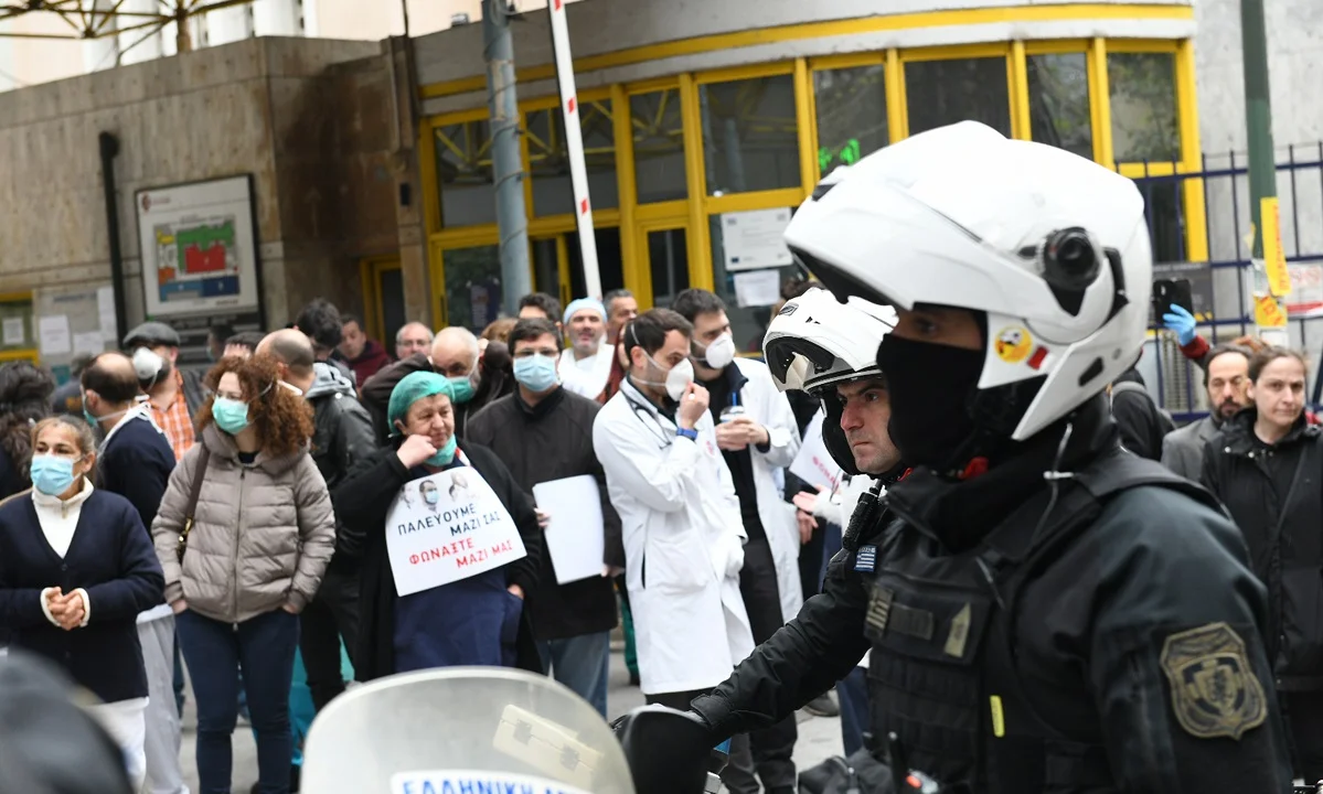 Τσίπρας: «Χθες ήταν ήρωες, σήμερα δεν πρέπει να έχουν φωνή» (vid)