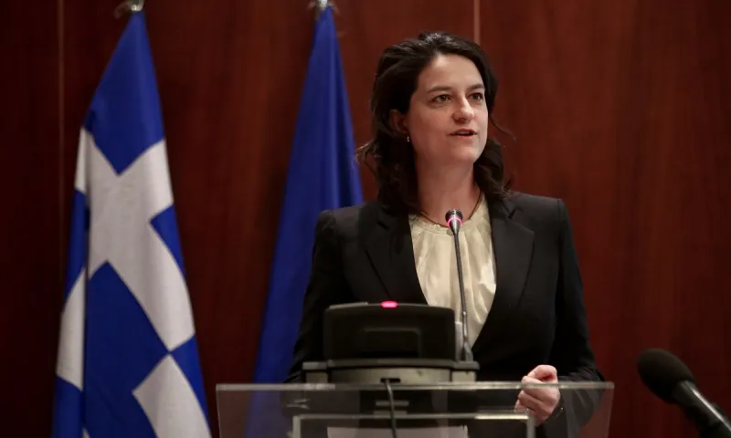 Κεραμέως: «Τι θα γίνει με την ύλη των πανελλαδικών» (vid)