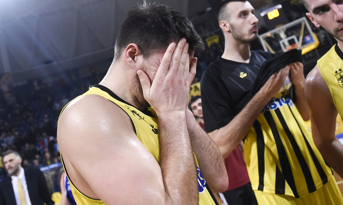 Άρης: Εκπέμπει... SOS ο «Αυτοκράτορας»