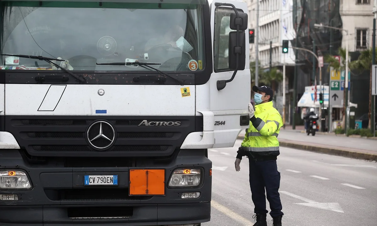 Απαγόρευση κυκλοφορίας: Δεύτερο κύμα μέτρων ενόψει Πάσχα με μπλόκα, drones και κιάλια νυχτερινής όρασης! (vid)