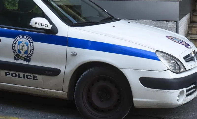 Απαγόρευση κυκλοφορίας: Και δαρμένος και... χρεωμένος ένας νεαρός άνδρας!