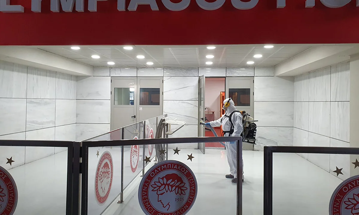 Ολυμπιακός: Ξανά απολύμανση στο Καραϊσκάκη (pics)