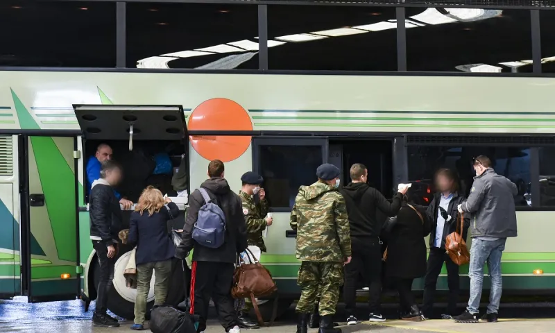 Τα μέτρα για το Πάσχα: Έλεγχοι σε δρόμους, διόδια και εκκλησίες (vids)