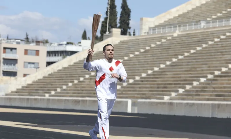 Λευτέρης Πετρούνιας: Αγκαλιά με την πρόκριση στους Ολυμπιακούς!