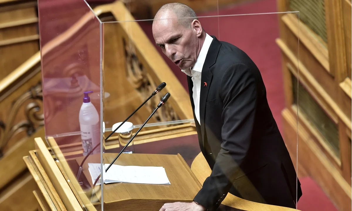 Βαρουφάκης σε λιμενικούς: «Δεν ξέρεις ποιος είμαι εγώ;» (vid)