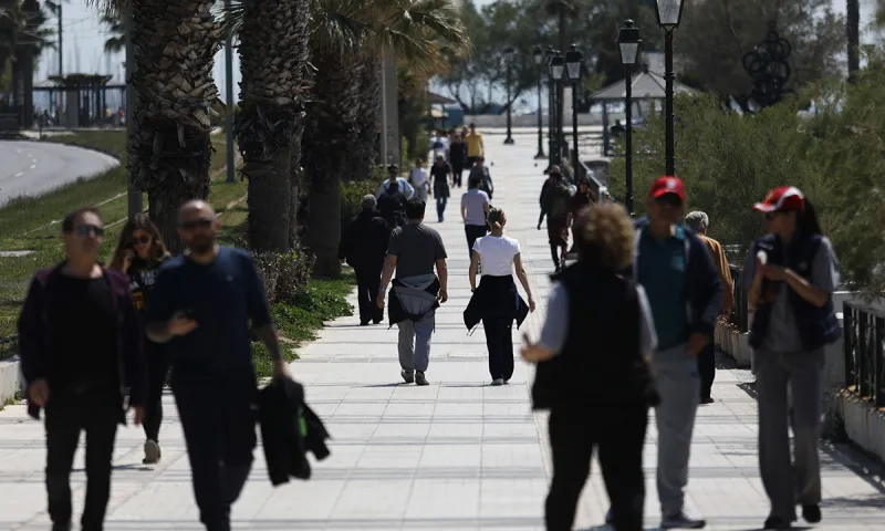Κορονοϊός - Ελλάδα: Οι κρίσιμες ημέρες της Μεγάλης Εβδομάδας