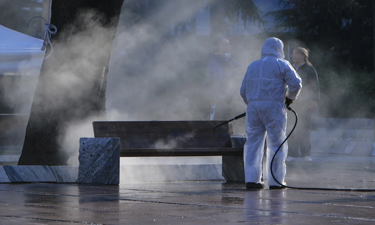 Κορονοϊός: Πότε θα κορυφωθεί ο ιός στην Ελλάδα – Οι προβλέψεις Ινστιτούτου στις ΗΠΑ