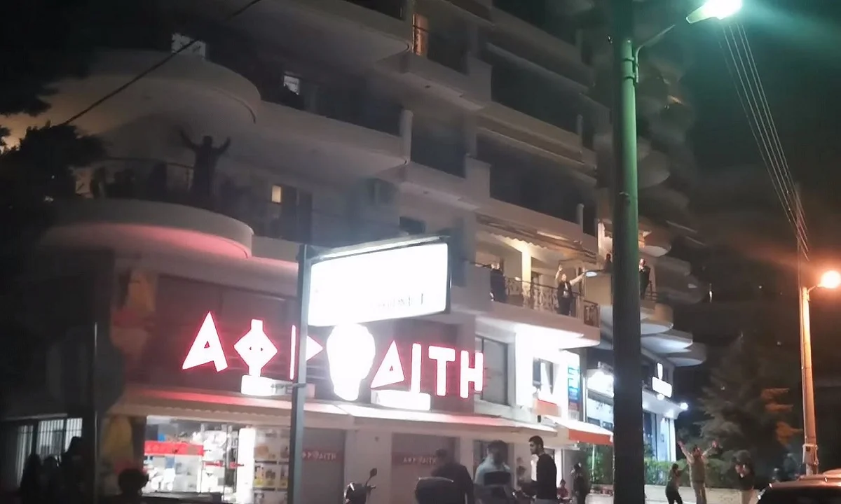 Κορονοϊός: Καραντίνα με Λένα Ζευγαρά στη διαπασών