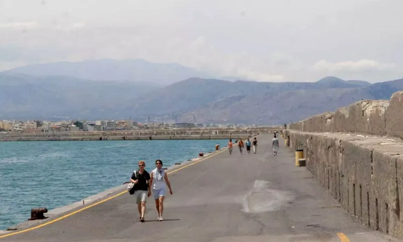 Κορονοϊός - Ηράκλειο: Κλείνει ο Βόρειος Λιμενοβραχίονας, έως και 2.000 βρέθηκαν στο λιμάνι!