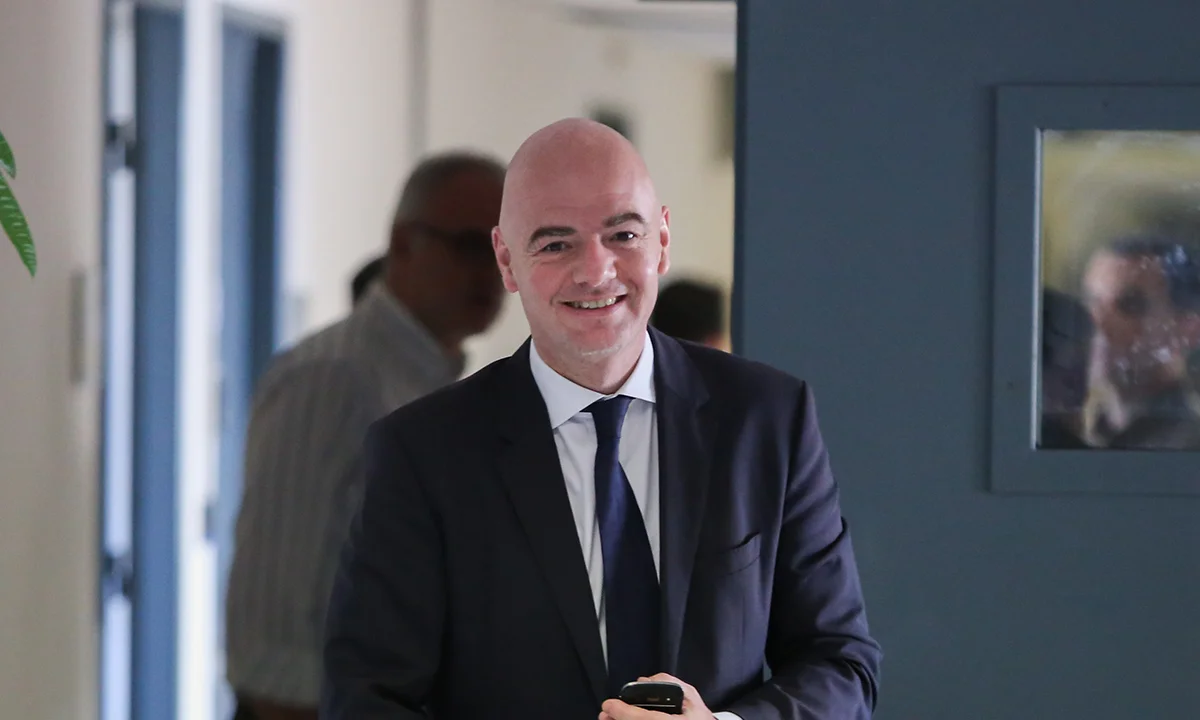 Κορονοϊός - FIFA: «Όσο υπάρχει κίνδυνος δεν θα παίξουμε»