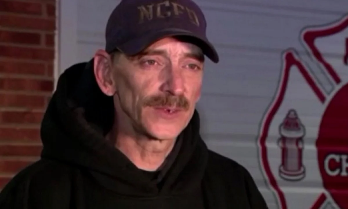 Πήγε να πάρει το μισθό του και είδε 8.2 εκατομμύρια στο λογαριασμό του! (pic)