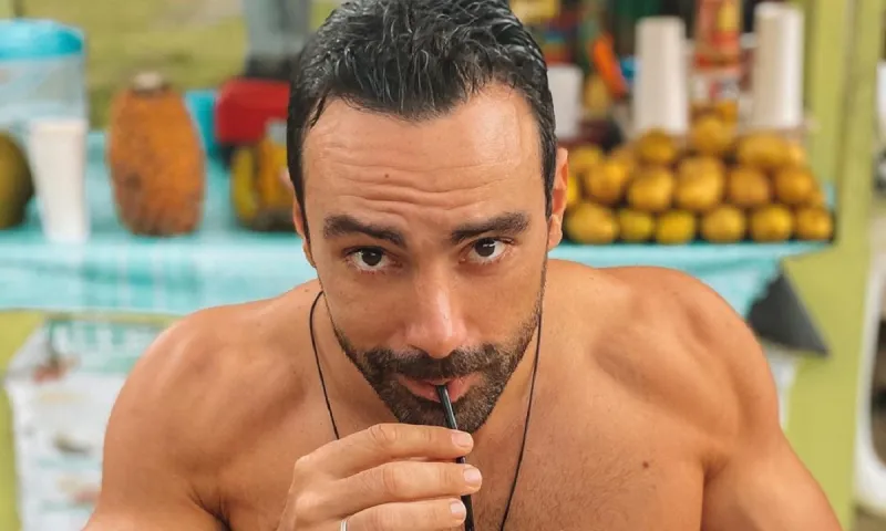 Σάκης Τανιμανίδης: Αυτό είναι το πρόγραμμα γυμναστικής του (vid)