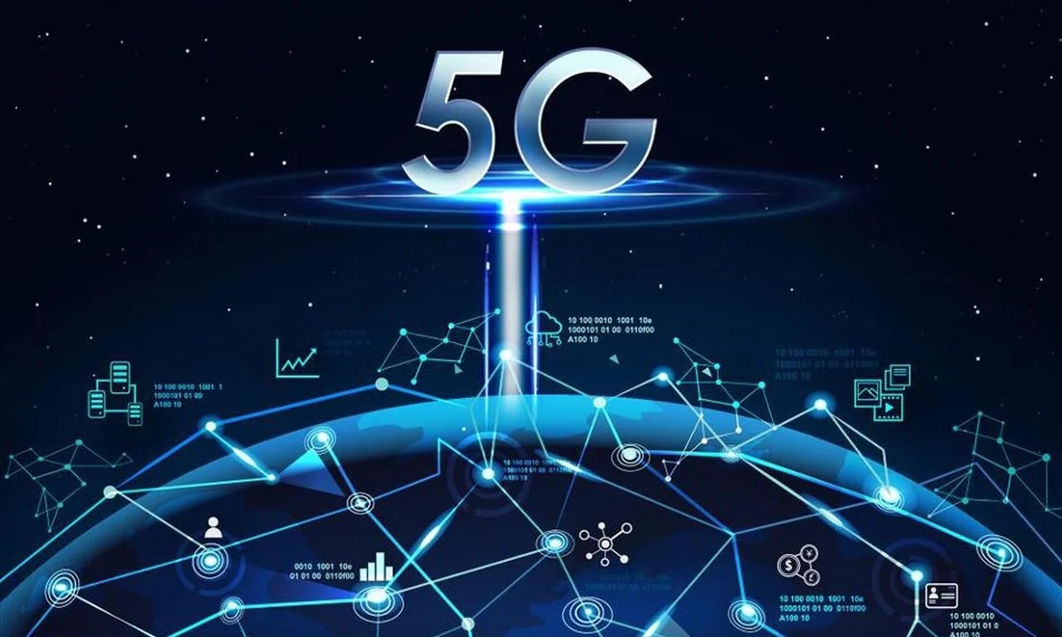 Κορονοϊός: Καίνε κεραίες 5G γιατί θεωρούν ότι βοηθούν στην εξάπλωση του ιού στη Βρετανία