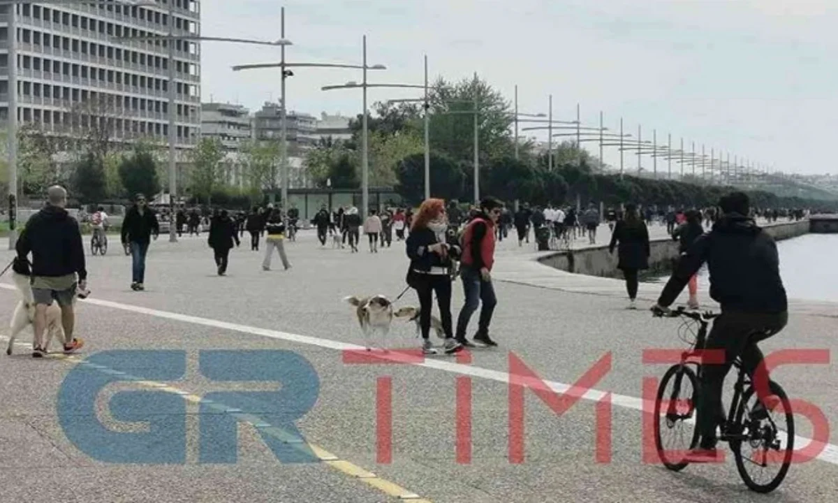 Κορονοϊός: Βούλιαξε ξανά από κόσμο η Ν. Παραλία!