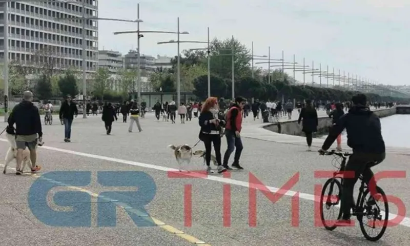 Κορονοϊός: Βούλιαξε ξανά από κόσμο η Ν. Παραλία!